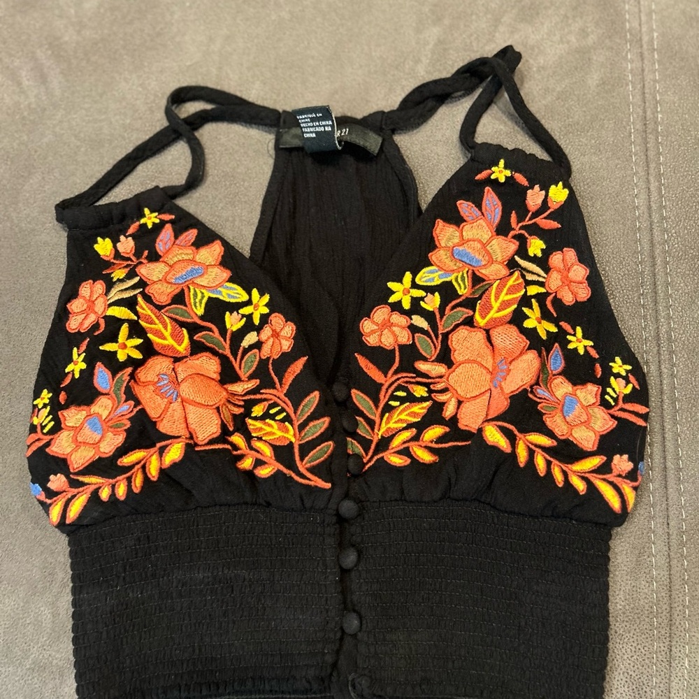 floral crop top - SO cute